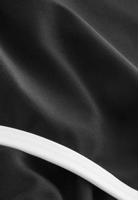 Non sélectionné, black white contrast