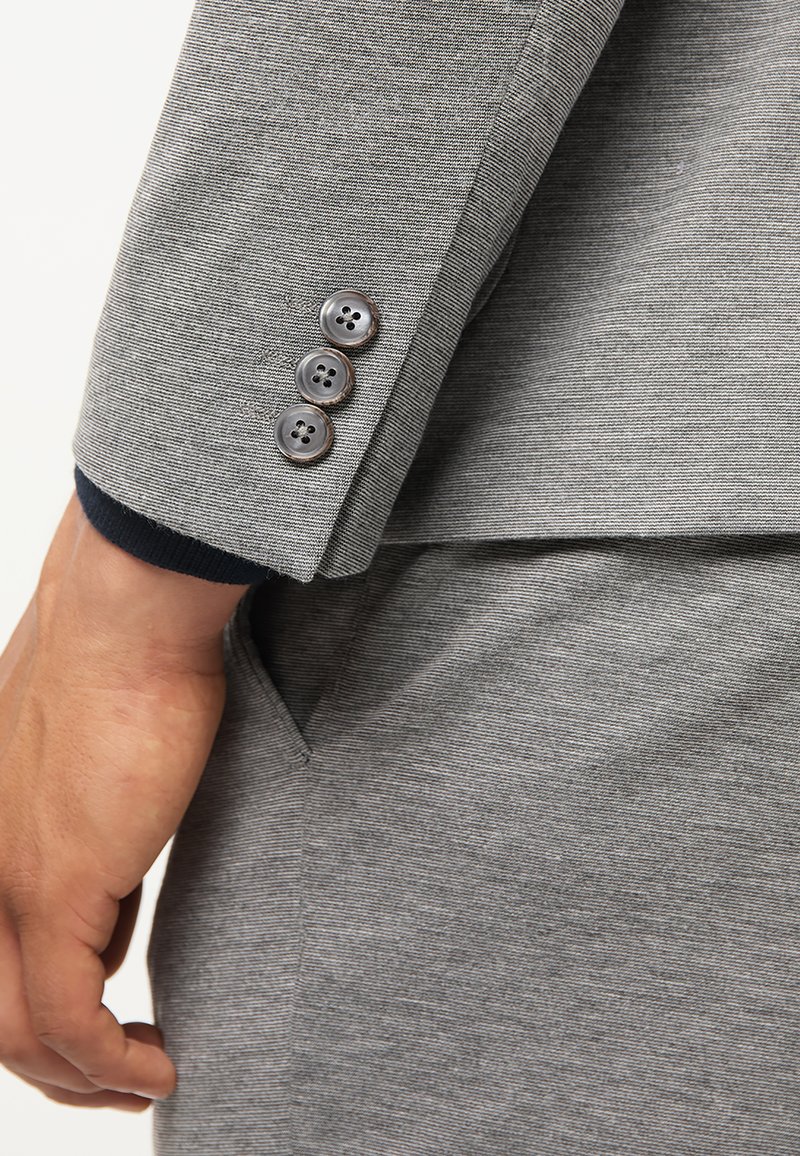 Herren Komplettanzüge | Pierre Cardin Sakko hellgrau - LK53721 Herren Komplettanzüge | Pierre Cardin Sakko hellgrau - LK53721