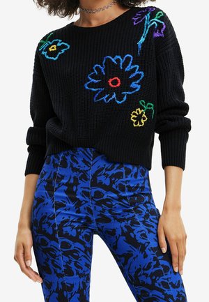 Stickad tröja - black