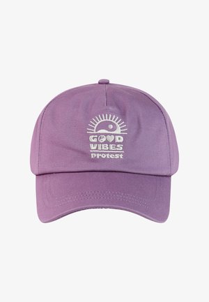 Paarse honkbalpet met een witte geborduurde zon en de tekst "GOOD VIBES protest" aan de voorkant.