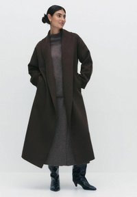 STOCKH LM Studio FRANCESCA - Klassisk kappa / rock - brown