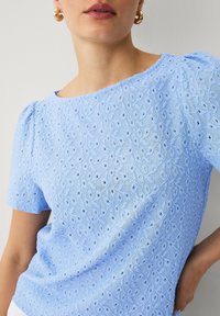 Ellos Collection MIT STRUKTUR - Blouse - blau