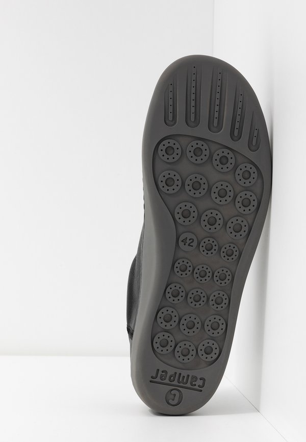 PEU TOURING - Trainers4