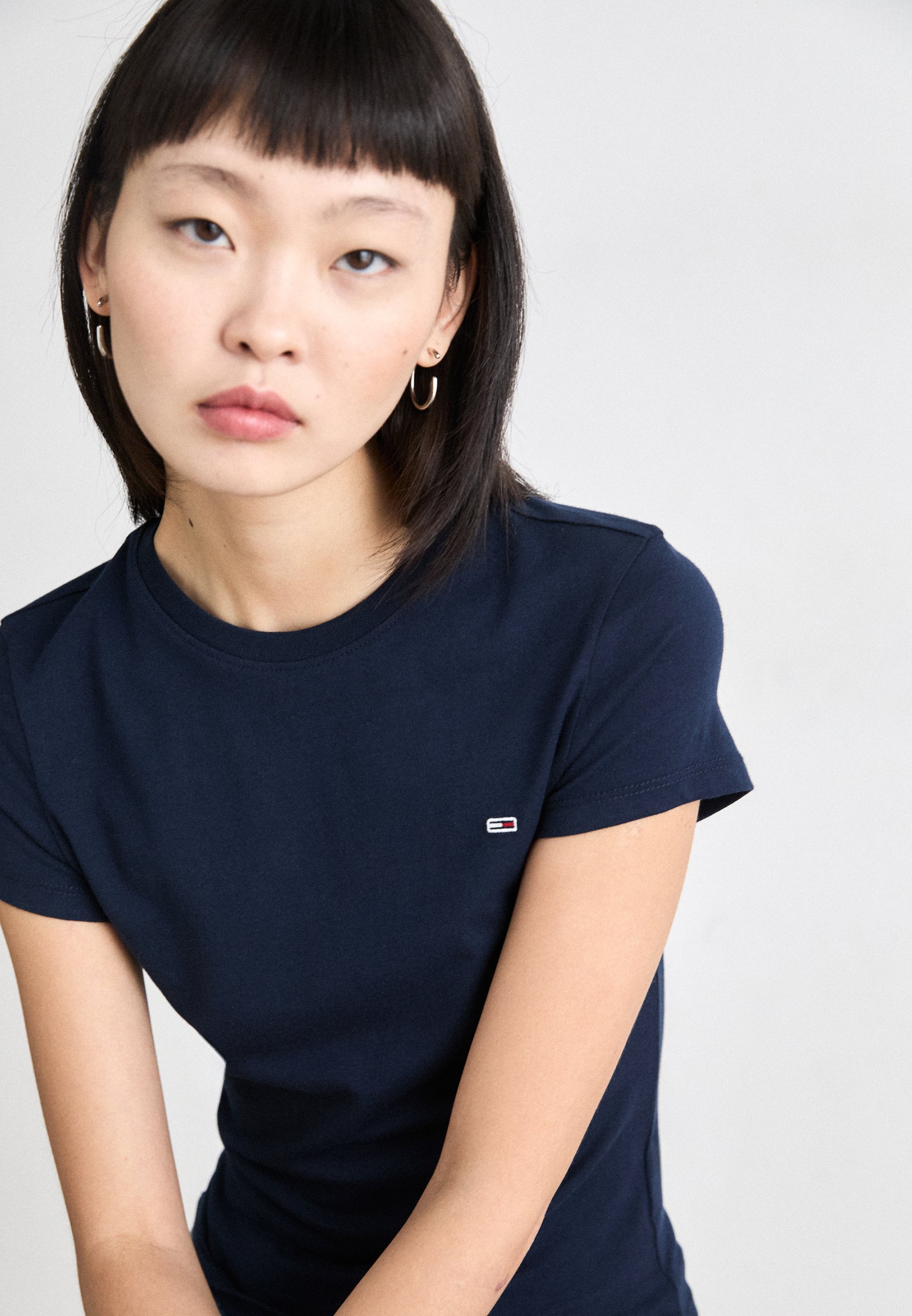 売れ筋商品|||トミーヒルフィガー Tシャツ レディース トップス C NECK TEE 2 PACK - Basic T-shirt - ecru/dark night navy Tommy Jeans C NECK TEE 2 PACK - T-shirt basic - ecru/dark