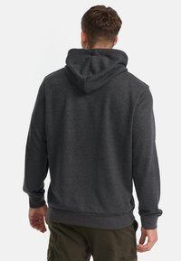 Dunkelgrauer Kapuzenpullover mit Kordelzug, gerippten Bündchen und Saum sowie einer weichen Textur. Hat ein schlichtes, ungeschmücktes Design.