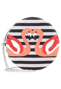 Pyöreä olkalaukku mustavalkoisilla raidoilla. Ominaisuuksiin kuuluu kaksi värikästä flamingo-applikaatiota, jotka ovat vaaleanpunaisia ja punaisia. Mukana ketjuhihna.