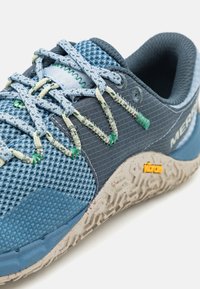 Merrell TRAIL GLOVE 7 - Scarpe da trail running - chambray/slate