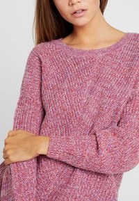 VILA Strickpullover - red
