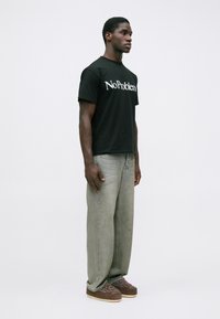 No Problemo TEE - Tricou cu imprimeu - black
