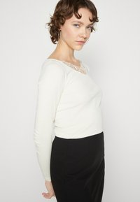 ONLY ONLKIRA NEW JRS NOOS - Langarmshirt - cloud dancer