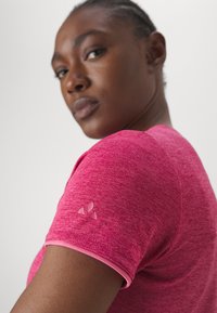 Vaude WOMENS ESSENTIAL - Paprasti marškinėliai - rich pink