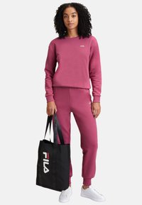 Fila BUETZOW - Pantaloni sportivi - red violet