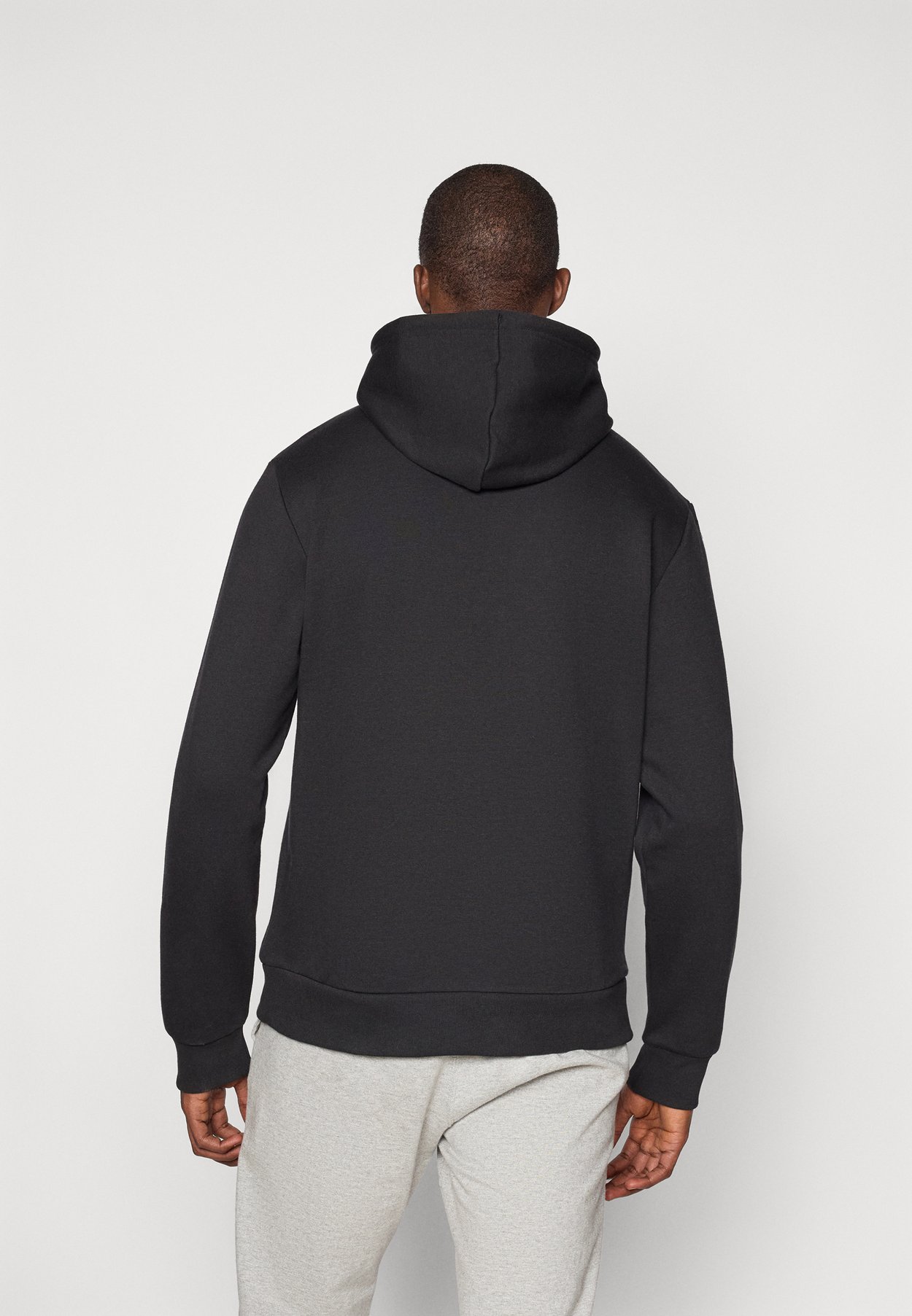 GRAPHIC HOODIE