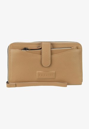 Portafoglio in pelle beige con finitura texturizzata, forma rettangolare, tasca anteriore con zip e una tracolla. Presenta un logo discreto sul fronte.