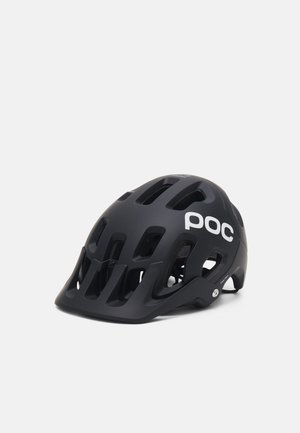 Casque de vélo noir avec un design aérodynamique, comportant de multiples ouvertures de ventilation, une finition mate et un logo de marque blanc bien en évidence.