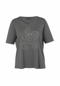 Graues T-Shirt mit kurzen Ärmeln und rundem Halsausschnitt sowie einem kreisförmigen Strassdetail auf der Vorderseite. Hergestellt aus weichem Stoff, lockere Passform.