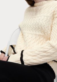Marks & Spencer Sweter
