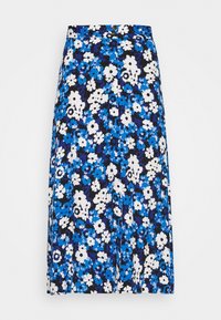 Falda de longitud media con estampado floral en azul, blanco y negro. Presenta un cierre de botones y un patrón de flores en toda la prenda con una textura suave.