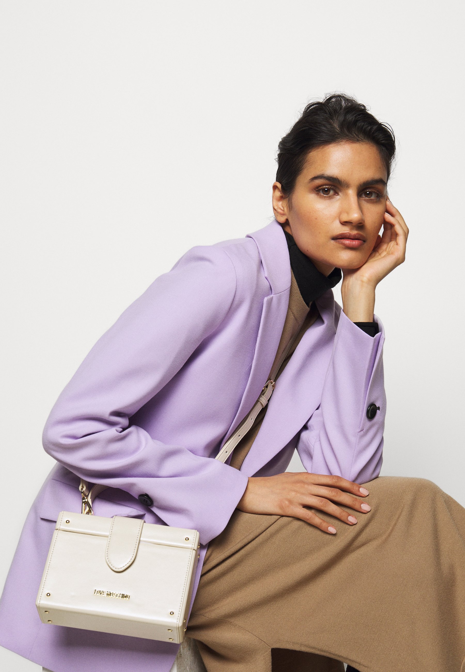 Love Moschino BORSA Håndveske ivoryoffwhite Zalando.no Love Moschino BORSA Håndveske ivoryoffwhite Zalando.no
