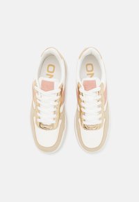 Sneakers in white, pink, and gold. Leather and textile upper, rounded toe, lace-up closure, and branding on the tongue. Textured accents.