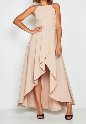 Robe de cocktail - camel
