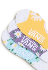 Tre par ankelsockor i gul, lila och ljusblå. Varje par har blommönster och "VANS"-logotypen i vitt.