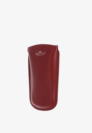 Pochette en cuir marron avec le logo "Golden Head Germany", conçue pour contenir de petits objets personnels tels que des lunettes ou des stylos.