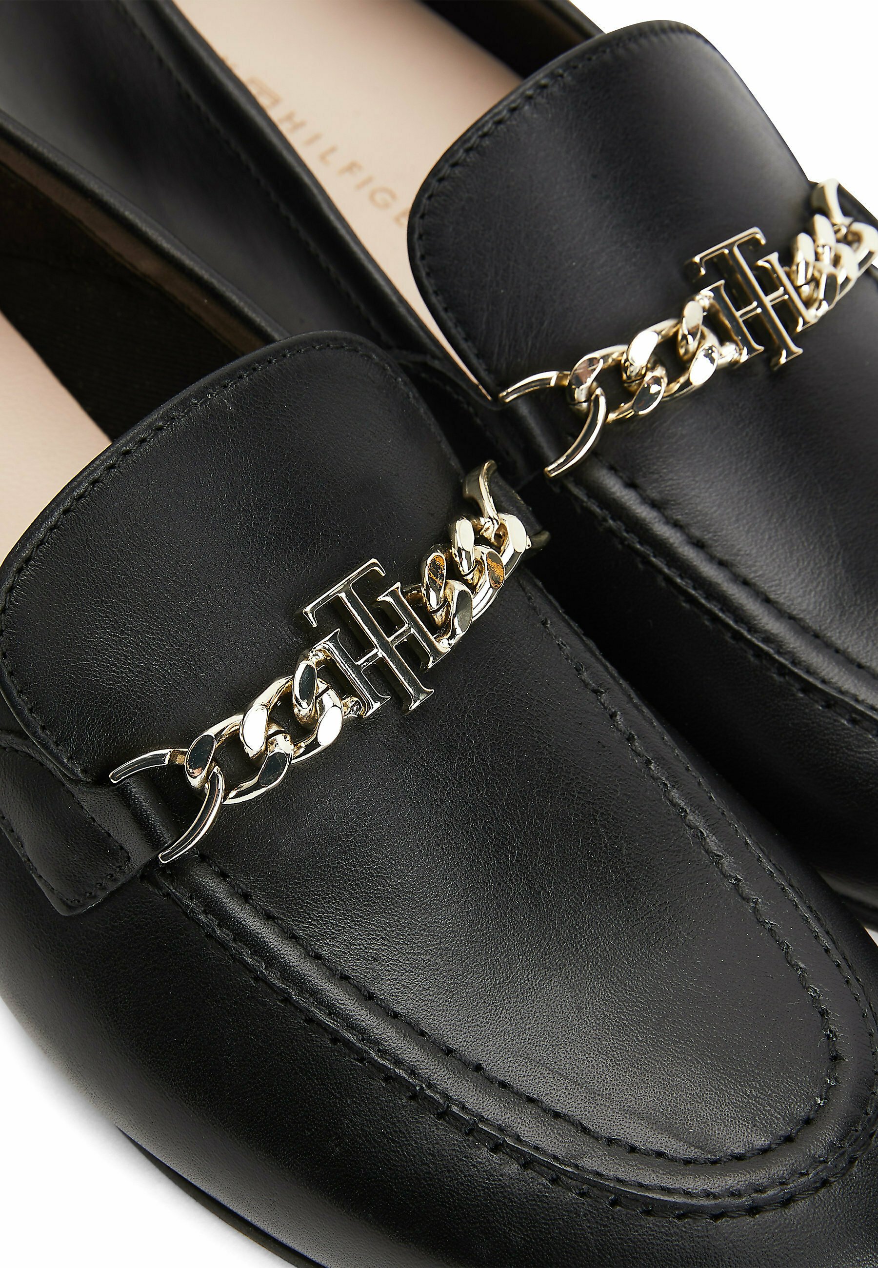 TOMMY HILFIGER Mocassino donna nero in pelle | Quellogiusto Shop online
