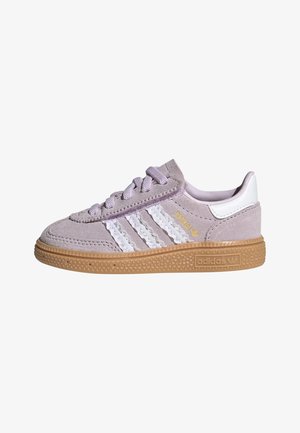 adidas Originals, HANDBALL SPEZIAL COMFORT CLOSURE ELASTIC LACE SHOES UNISEX - Zapatos de bebé - ice lavender cloud white gum
