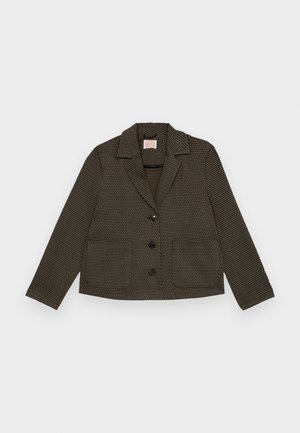 Brun og grønn mønstret jakke med notched krage, tre svarte knapper foran og lange ermer. Kort design, teksturert stoff.
