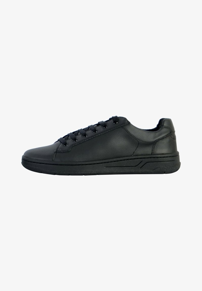 Schwarze Ledersneaker mit glatter Oberfläche, runder Zehenform, Schnürverschluss und strukturiertem schwarzen Gummisohle. Minimalistisch ohne sichtbare Akzente.