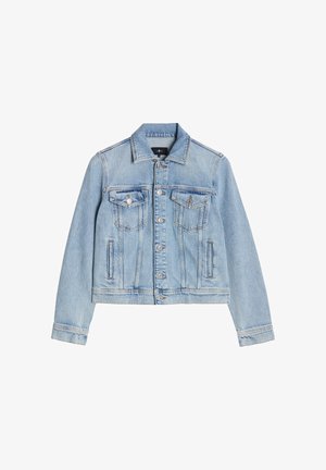 Veste en denim bleu clair avec un col à revers, deux poches poitrine et des poches latérales. Dotée d'une fermeture à boutons et de poignets ajustés.
