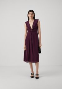 LIU JO ABITO ARRICCIO Vestito elegante melanzana scuro