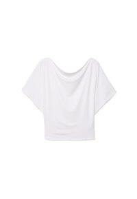 Haut blanc court en tissu doux avec un col drapé et des manches courtes surdimensionnées, présentant une texture lisse et un design minimaliste.