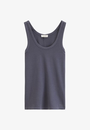 Bezrekawnik w ciemnoszarym kolorze z zaokrąglonym dekoltem i małą metką marki przy dekolcie.