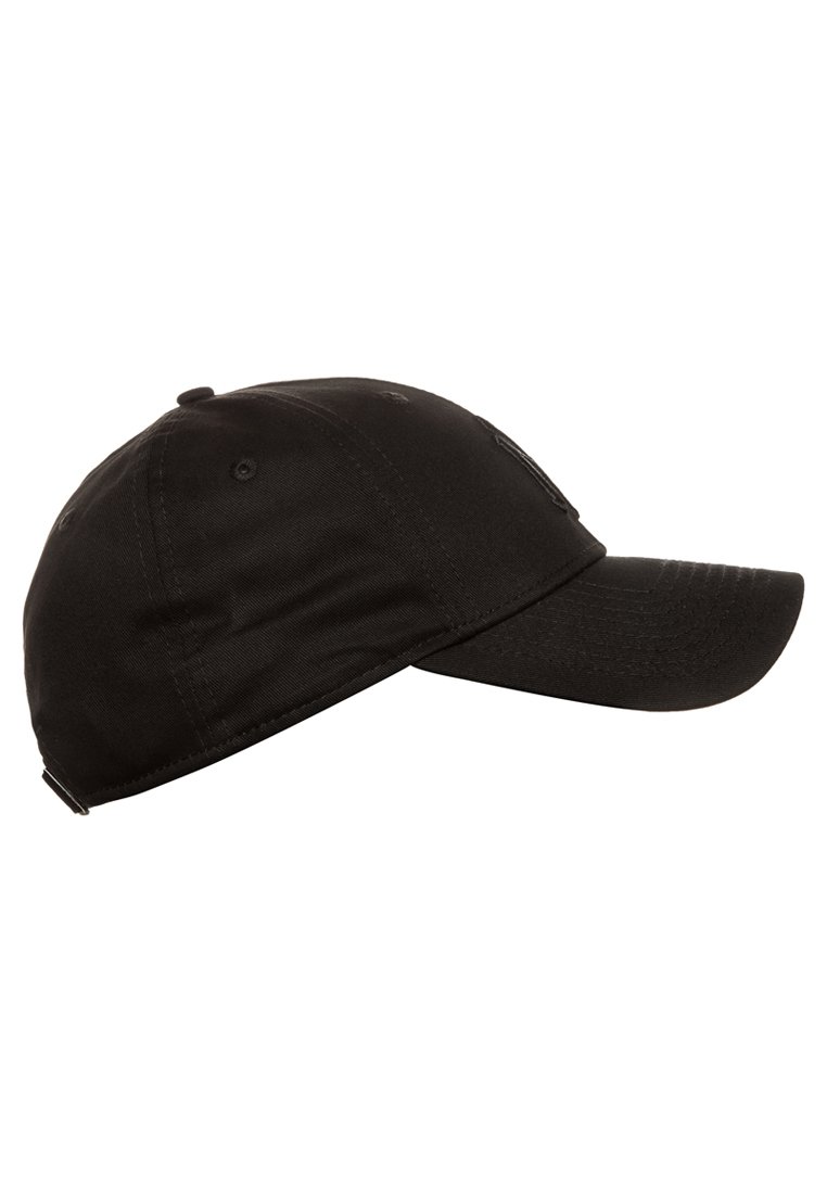 Shop New Era New York Yankees 9Forty A-Frame Cap In Oatmilk - Fast