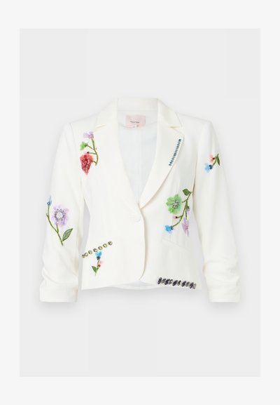 Λευκό σακάκι με πολύχρωμη κεντημένη λουλουδένια διακόσμηση και διακοσμητικές χάντρες στο μπροστινό μέρος, τα μανίκια και τα πέτα, με ένα κουμπί στο κλείσιμο και γιακά με αυλάκι.