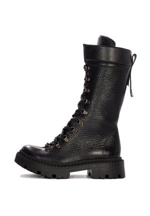 OPRA - Kozaki sznurowane