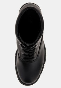 Guess XENNIA - Bottines à plateau - schwarz