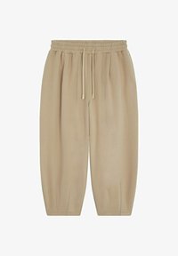 Sélectionné, white pepper