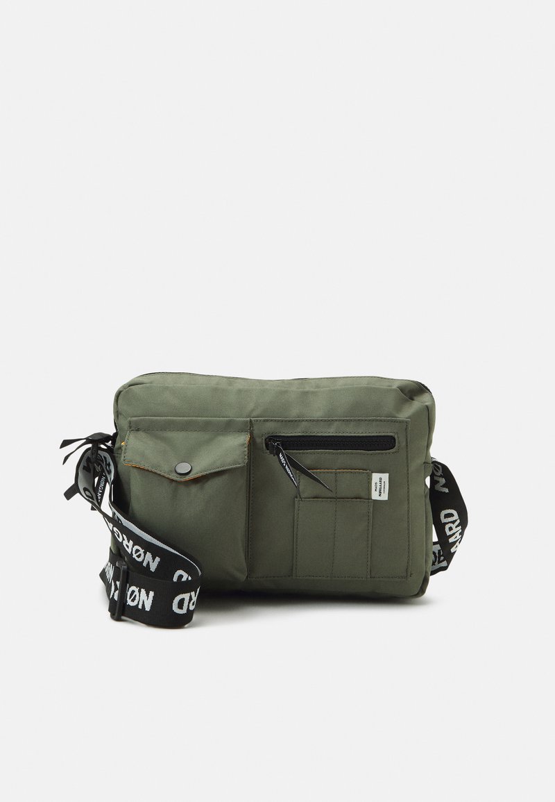 Mads Nørgaard BEL ONE CAPPA BAG Across body bag agave green/green
