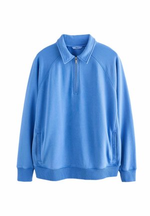 Pulover fleece albastru deschis cu fermoar frontal până la un sfert, guler întins, mâneci lungi și buzunare laterale.
