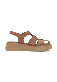 Sandali wedge in suede marrone con punta chiusa, tallone aperto e molteplici cinturini. Presentano una spessa suola piattaforma beige e dettagli di cucitura.