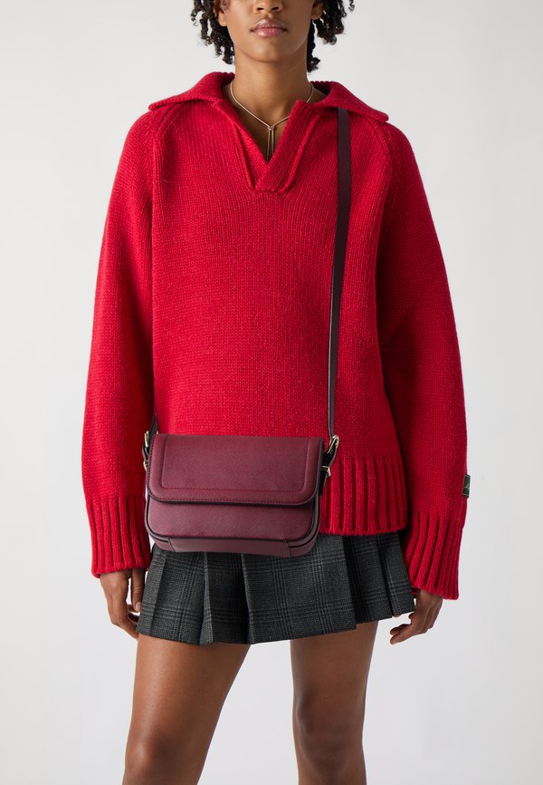 CHERRIES - Cross body bag - burgundy