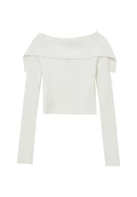 Pull en maille côtelée blanche, à manches longues et à épaules dénudées, avec un col large replié.