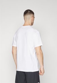 Columbia PATH LAKE™ GRAPHIC TEE  - T-shirts print - white/colorful