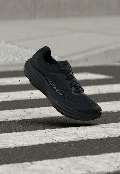 Altra TORIN 9