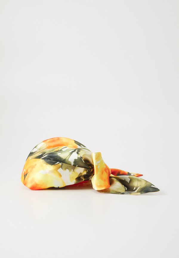 GIGI - Headscarf - orange4