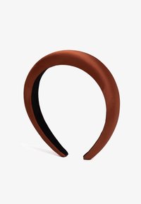 Ausgewählt, caramel