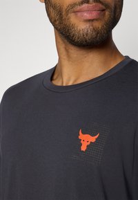 Under Armour Tricou cu imprimeu - black/orange base